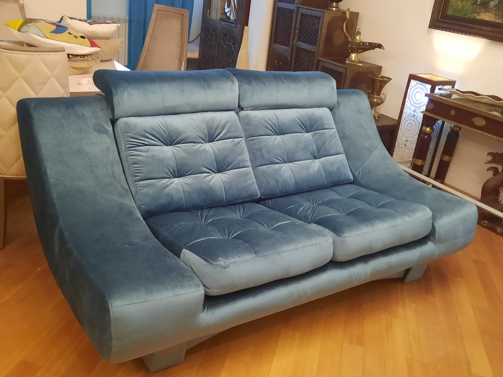 Обивка дивана на дому. Марфино